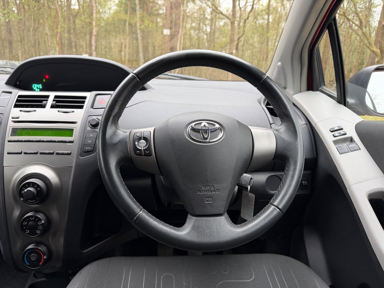 Used Toyota Yaris 2009 for sale - 78185745: Photo 26