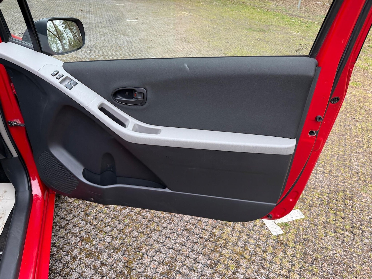 Used Toyota Yaris 2009 for sale - 78185745: Photo 39