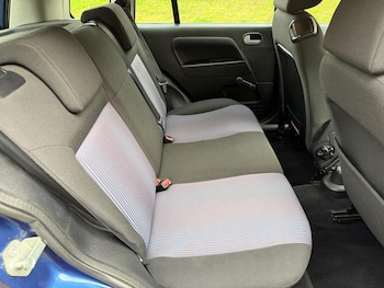 Used Ford Fusion 2010 for sale - 78548912: Photo