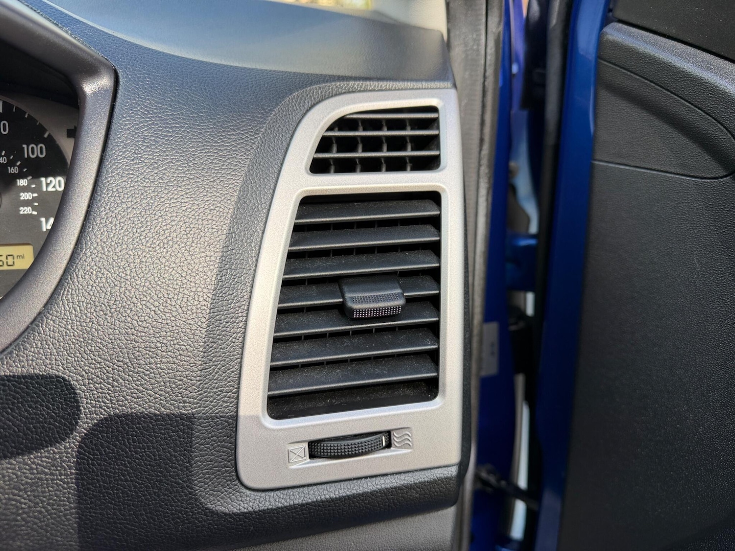 Used Hyundai i20 2009 for sale - 78072235: Photo 32