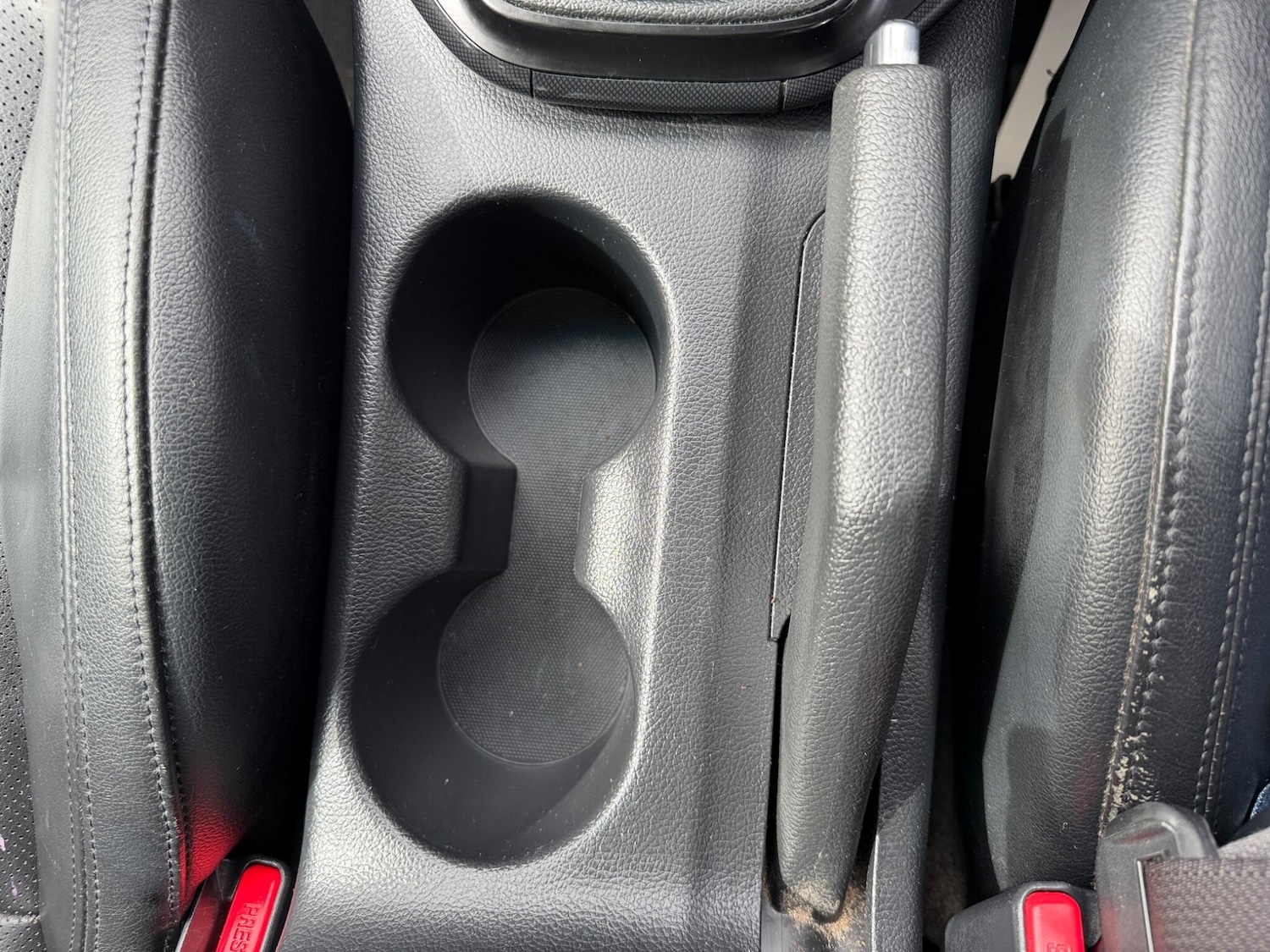 Used Kia Carens 2014 for sale - 78086272: Photo 40