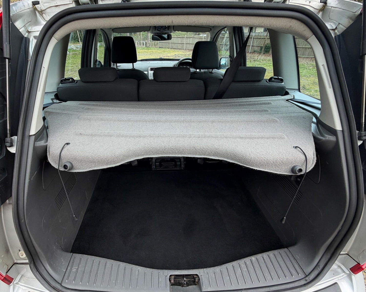 Used Ford C-Max 2010 for sale - 78101090: Photo 30