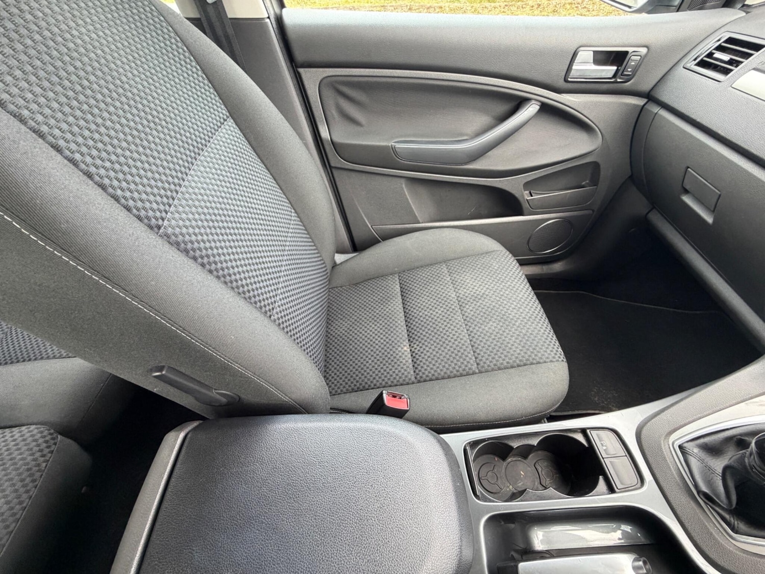 Used Ford C-Max 2010 for sale - 78101090: Photo 40