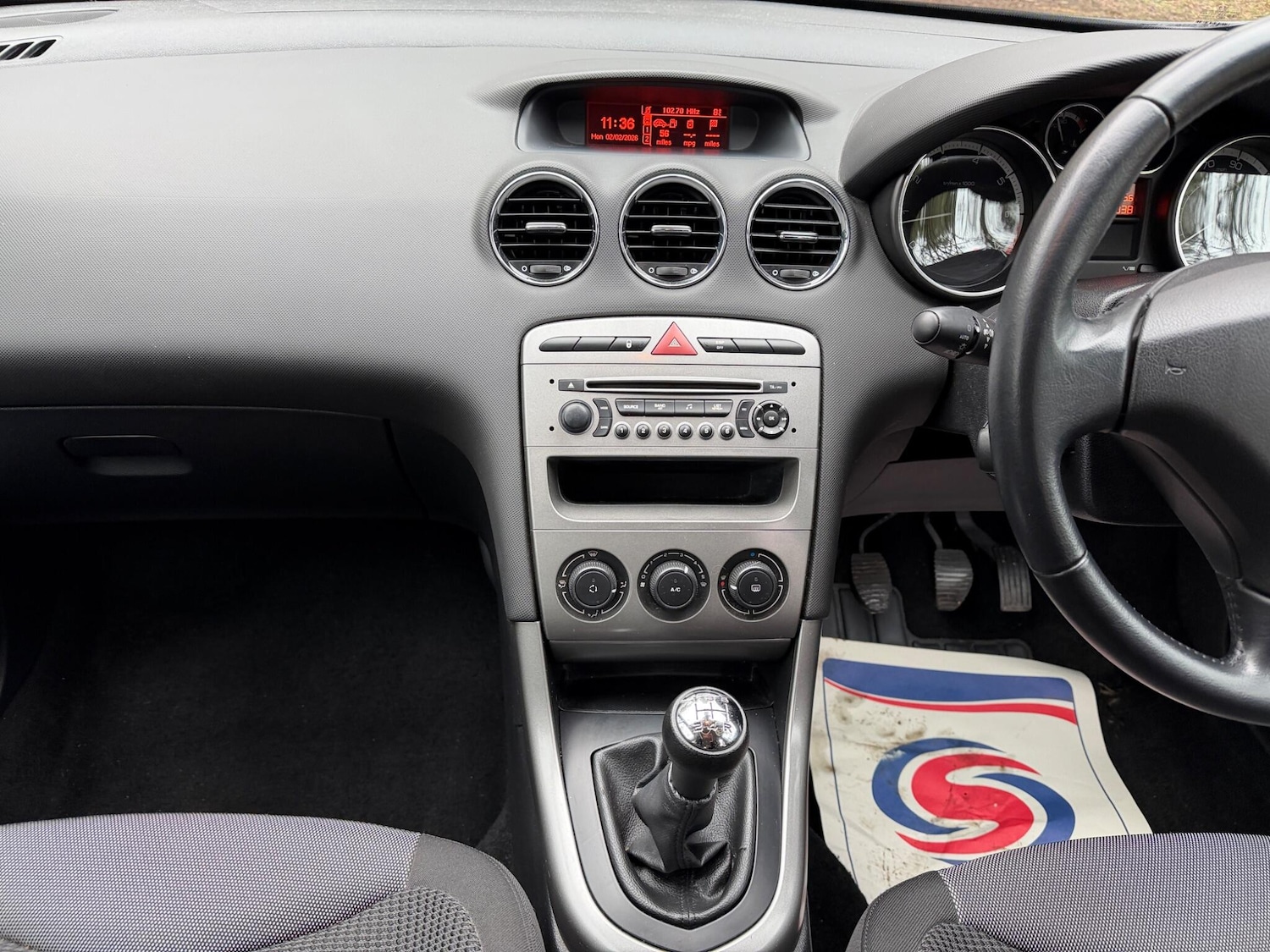 Used Peugeot 308 2011 for sale - 77439804: Photo 28