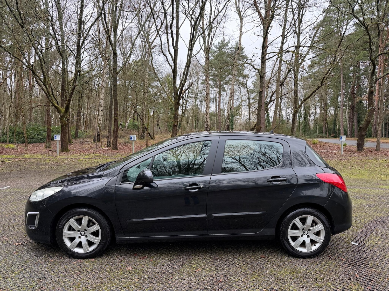 Used Peugeot 308 2011 for sale - 77439804: Photo 7