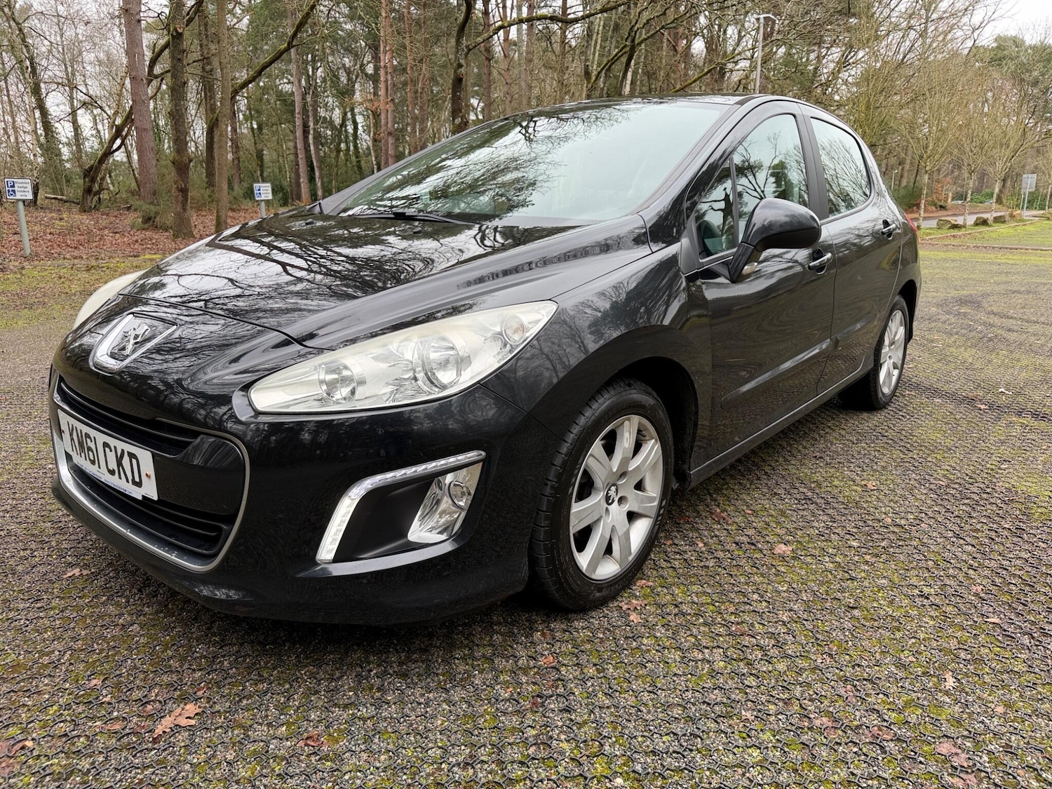 Used Peugeot 308 2011 for sale - 77439804: Photo 8