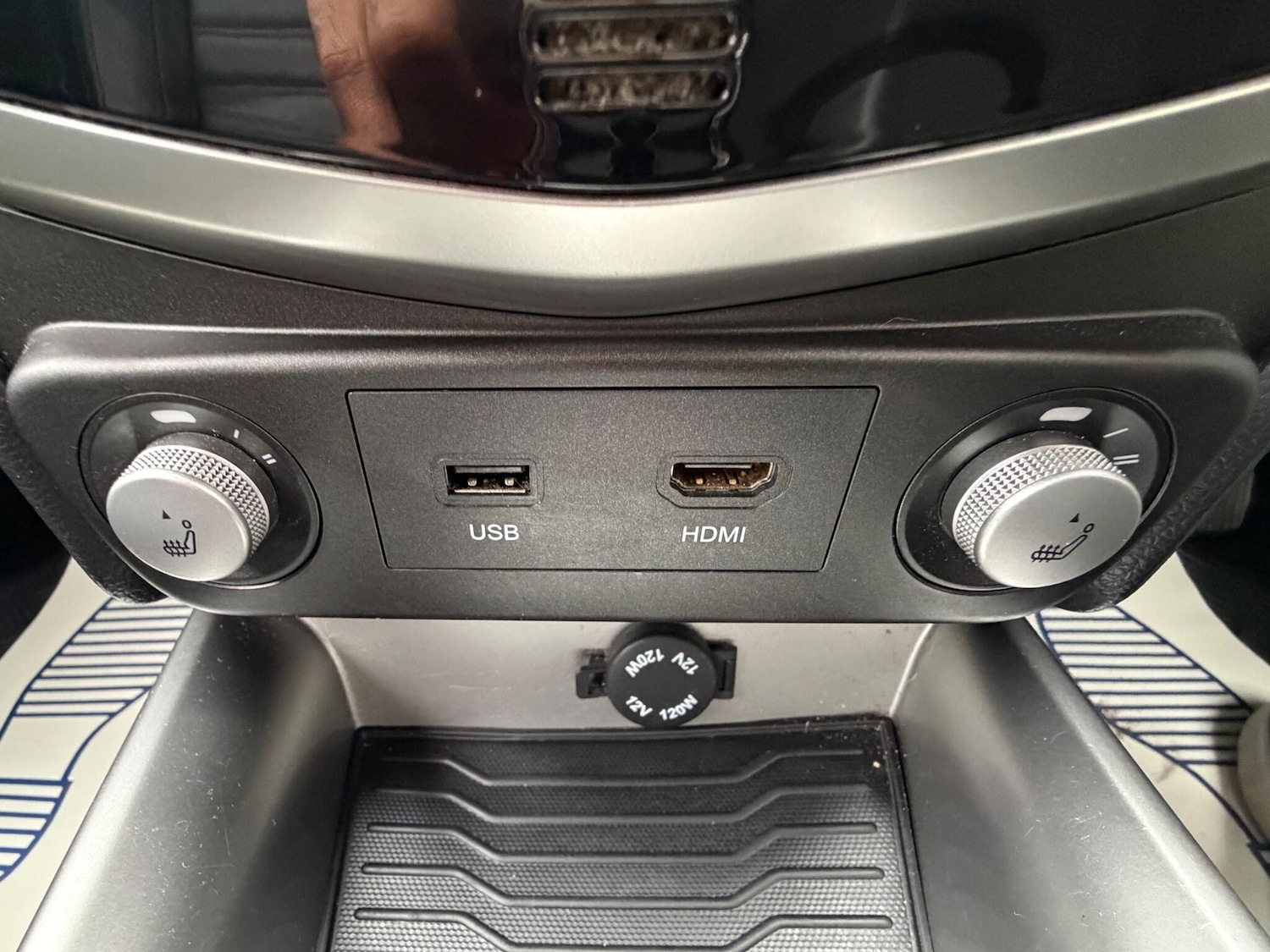 Used Ssangyong Tivoli 2016 for sale - 77794305: Photo 40