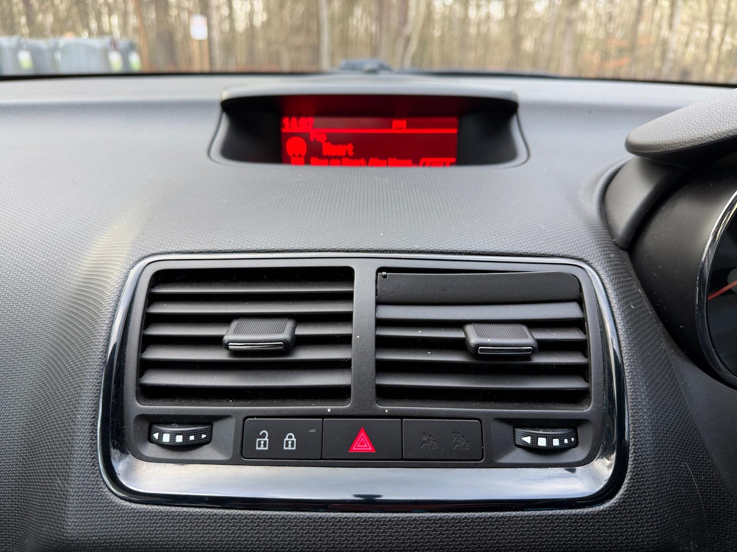 Used Vauxhall Meriva 2014 for sale - 77646391: Photo 27