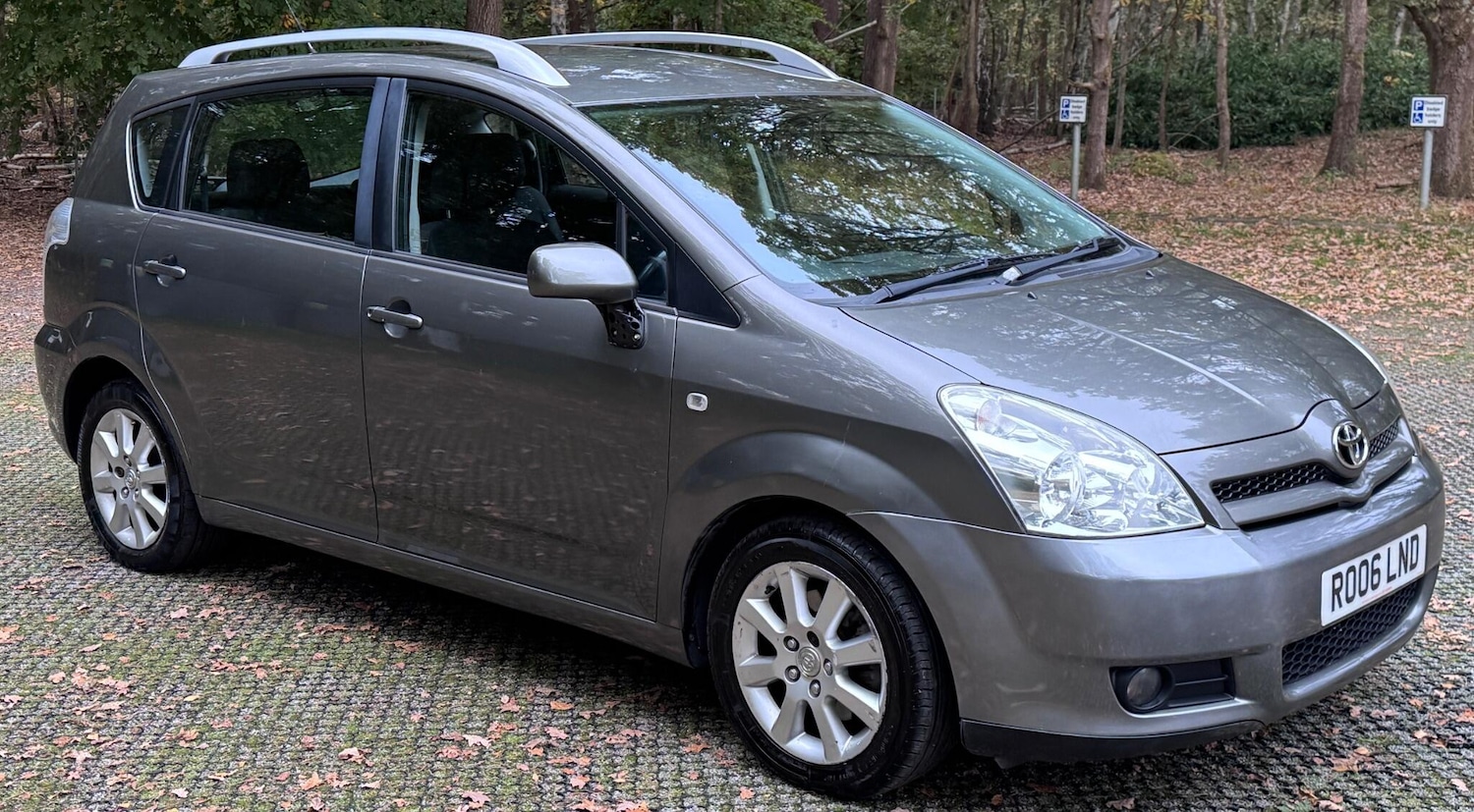 Used Toyota Corolla Verso for sale - 77238446: Photo 9