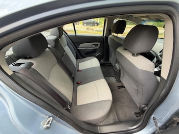 Used Chevrolet Cruze 2011 for sale - 78752001: Photo