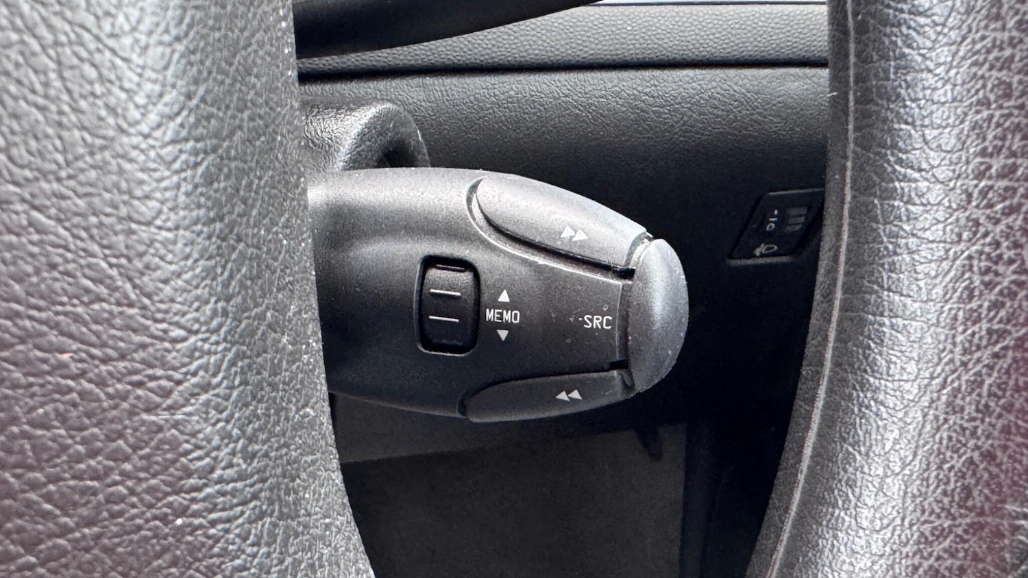 Used Peugeot 307 2003 for sale - 77039691: Photo 23