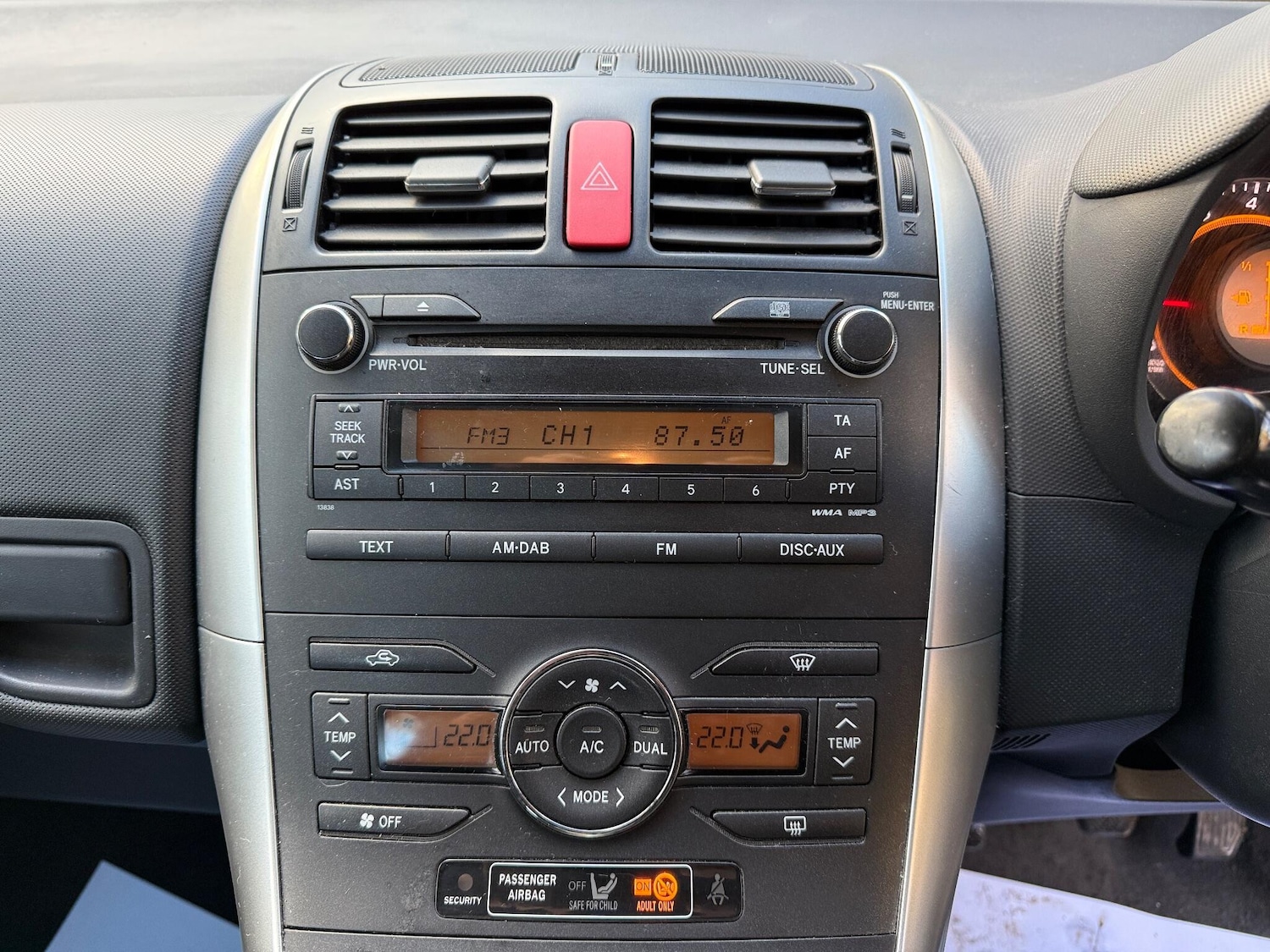 Used Toyota Auris 2010 for sale - 77040040: Photo 23