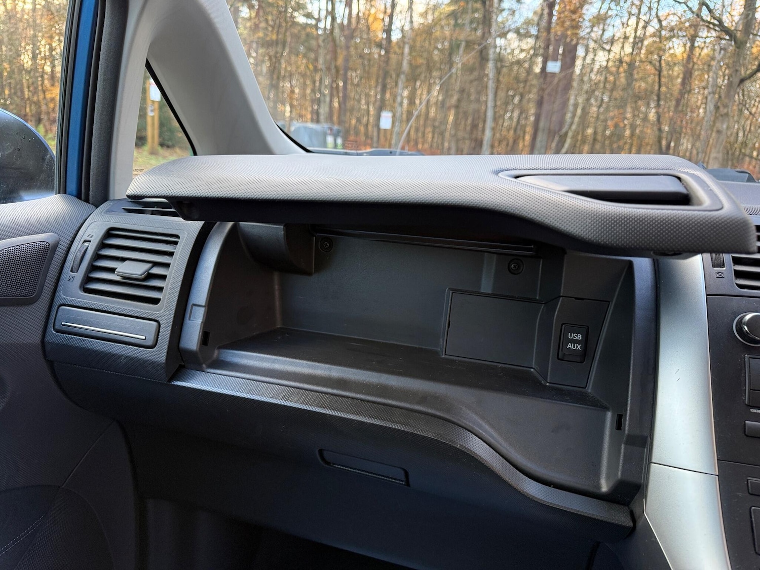 Used Toyota Auris 2010 for sale - 77040040: Photo 32