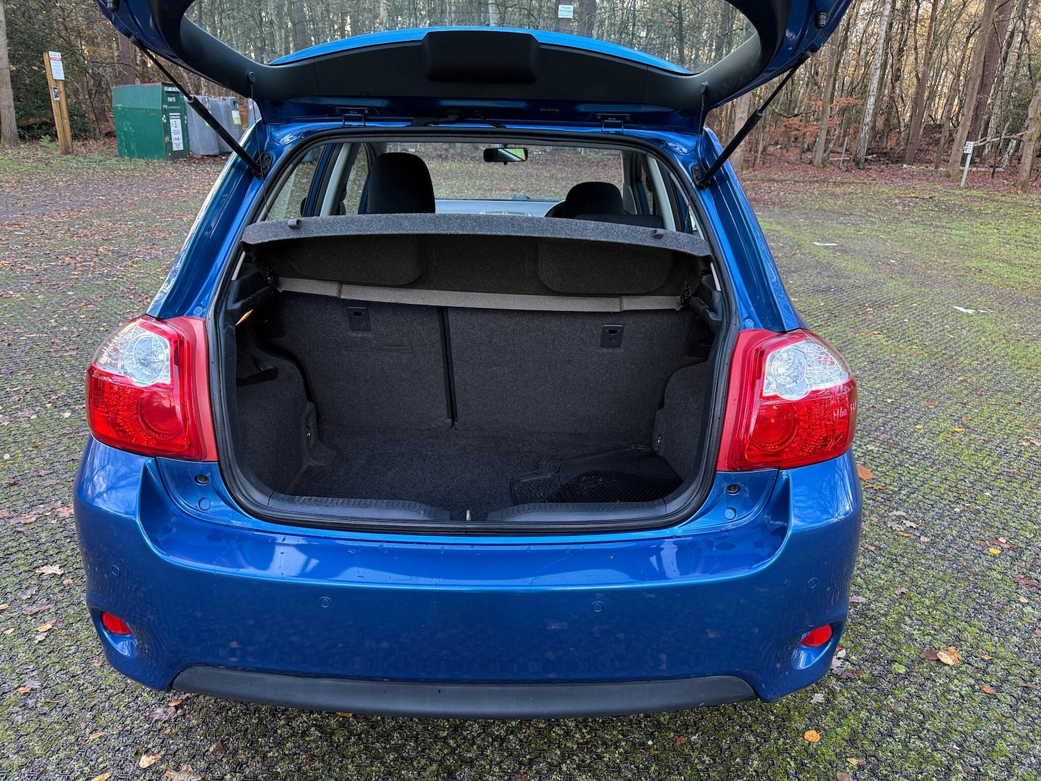 Used Toyota Auris 2010 for sale - 77040040: Photo 35