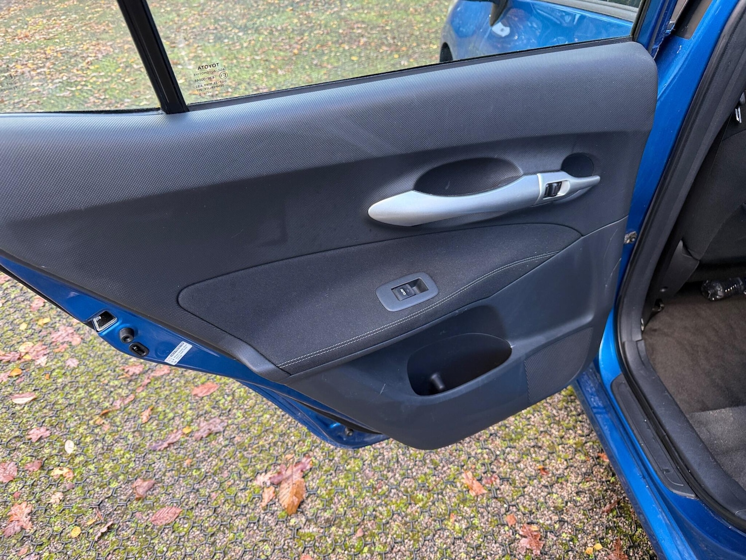 Used Toyota Auris 2010 for sale - 77040040: Photo 40