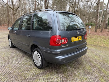 Used Volkswagen Sharan 2007 for sale - 77084465: Photo