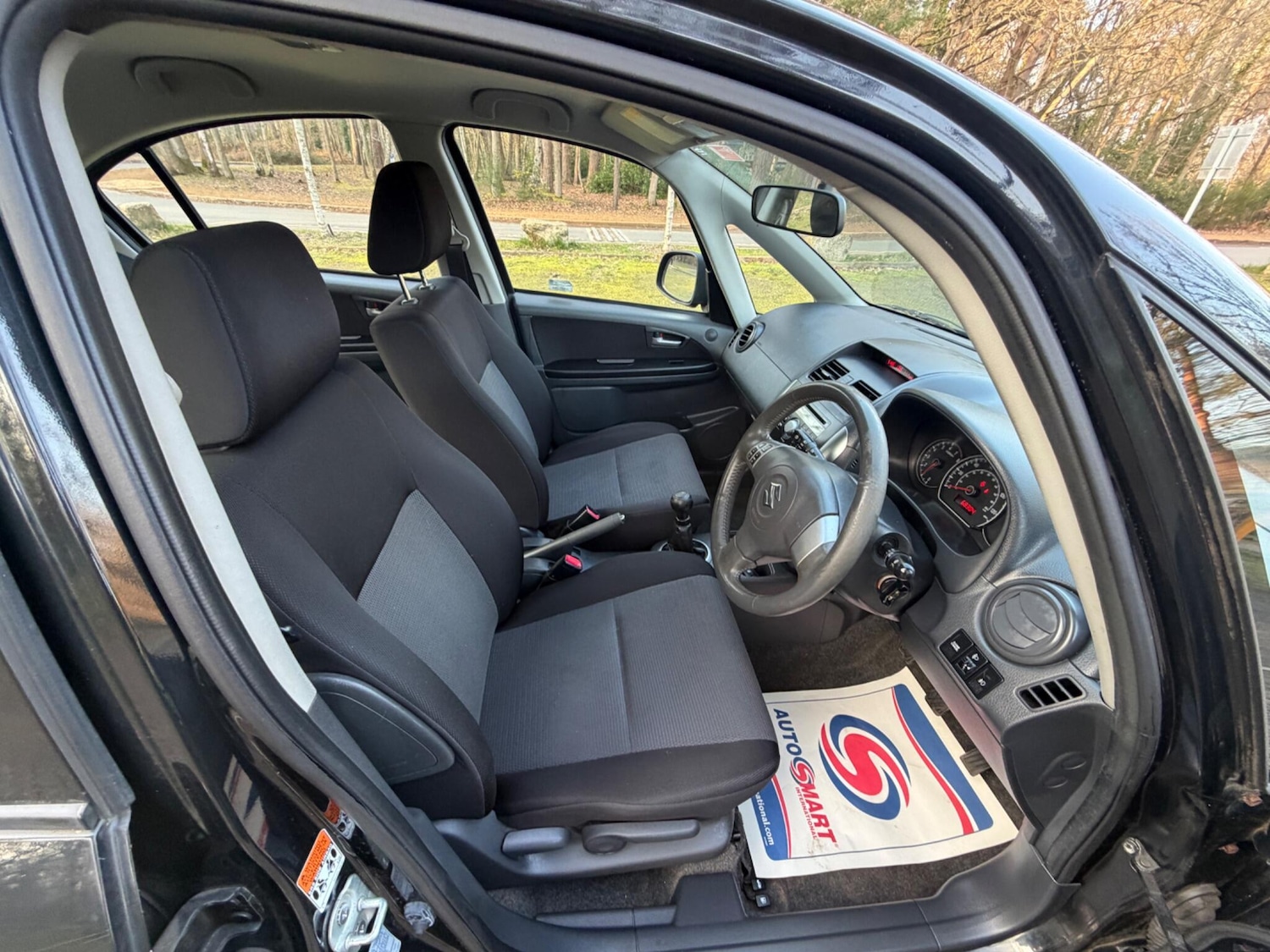 Used Suzuki SX4 2009 for sale - 77768357: Photo 4