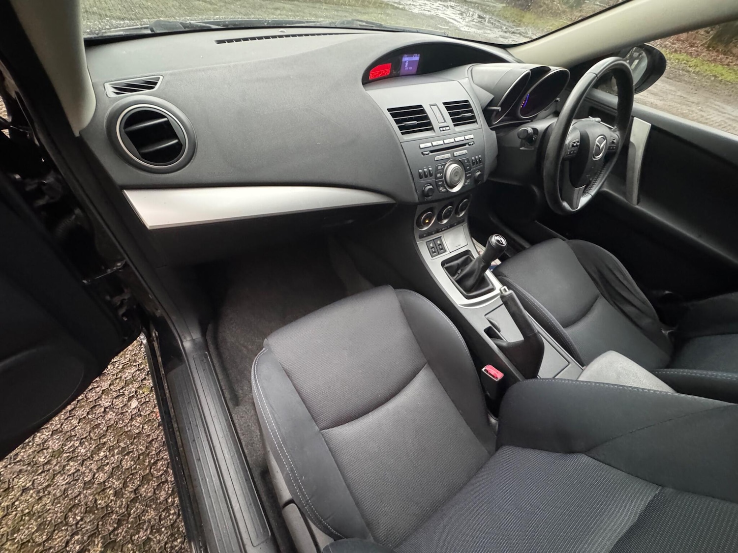 Used Mazda Mazda3 2011 for sale - 77479173: Photo 33