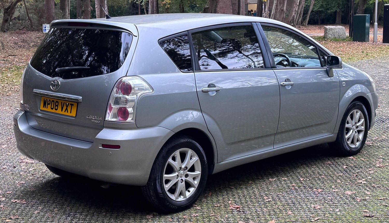 Used Toyota Corolla Verso for sale - 77510040: Photo 12