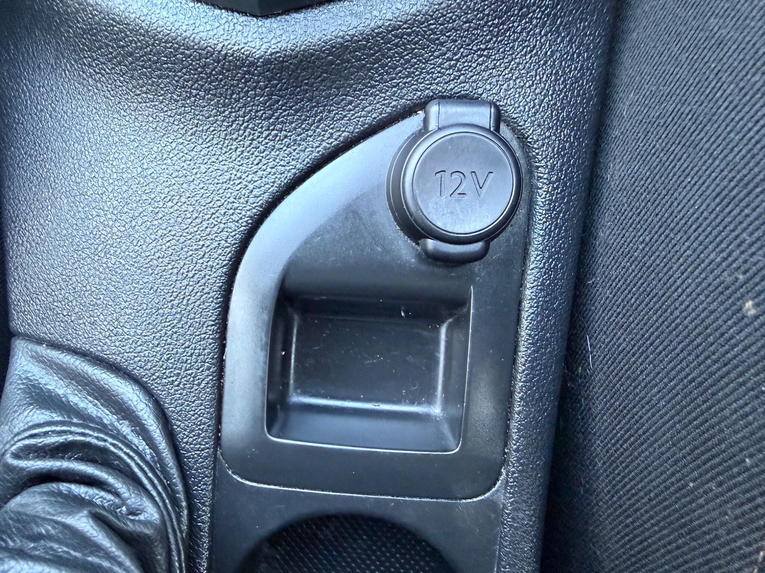 Used Peugeot 308 2013 for sale - 77982732: Photo 31