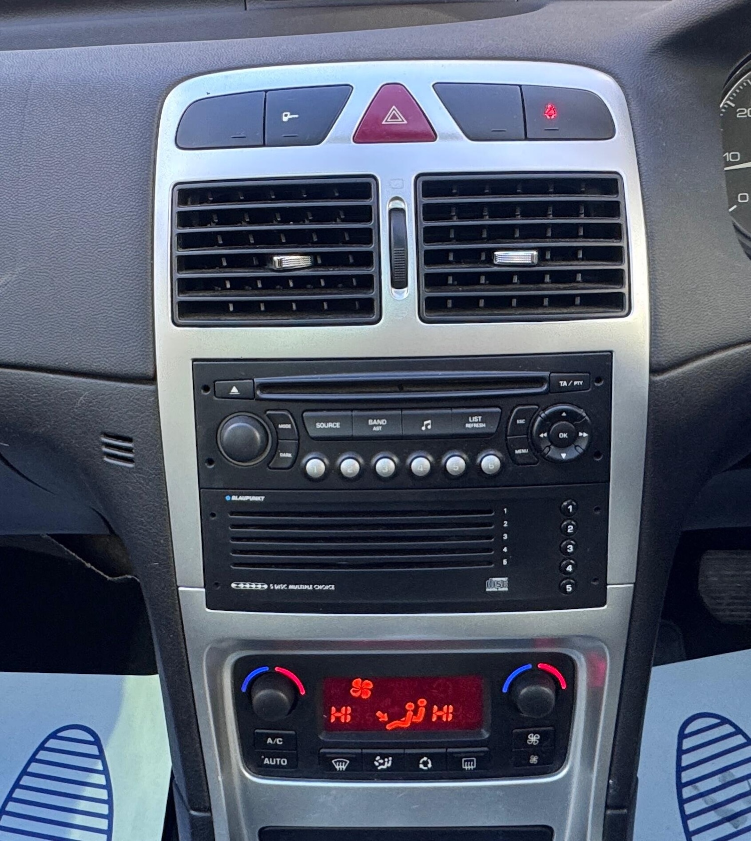 Used Peugeot 307 2006 for sale - 77040066: Photo 27