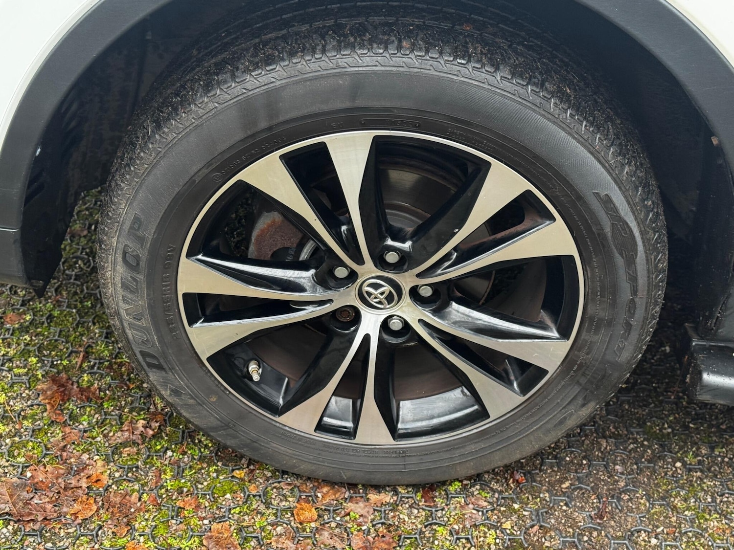 Used Toyota RAV4 2015 for sale - 77039838: Photo 23