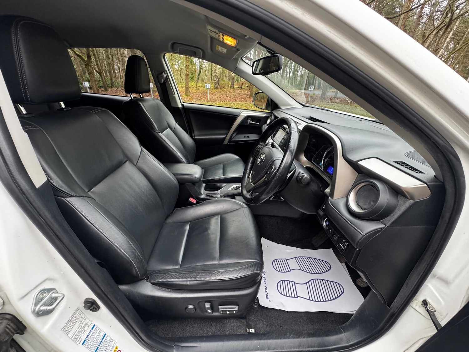 Used Toyota RAV4 2015 for sale - 77039838: Photo 4