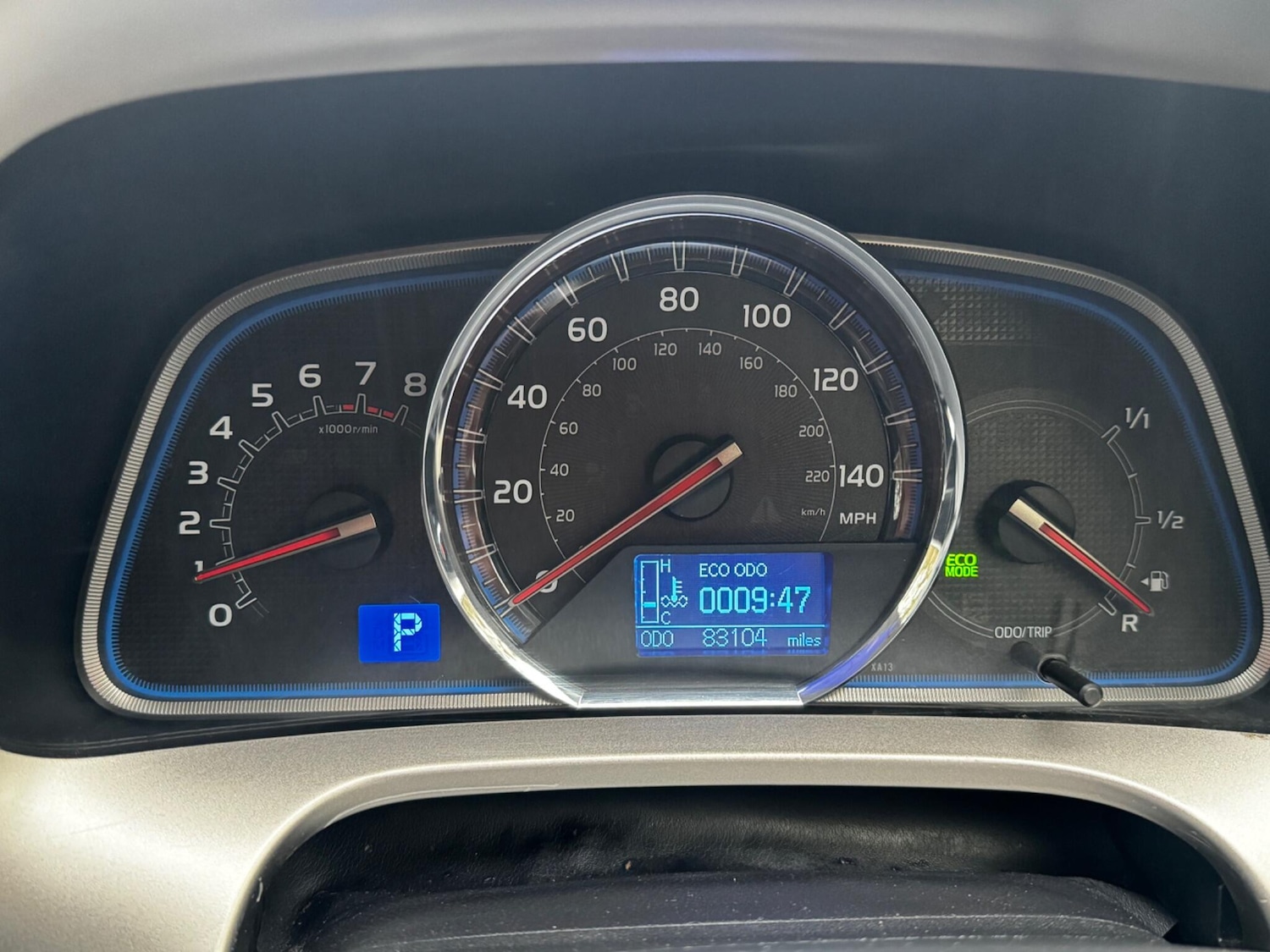 Used Toyota RAV4 2015 for sale - 77039838: Photo 40