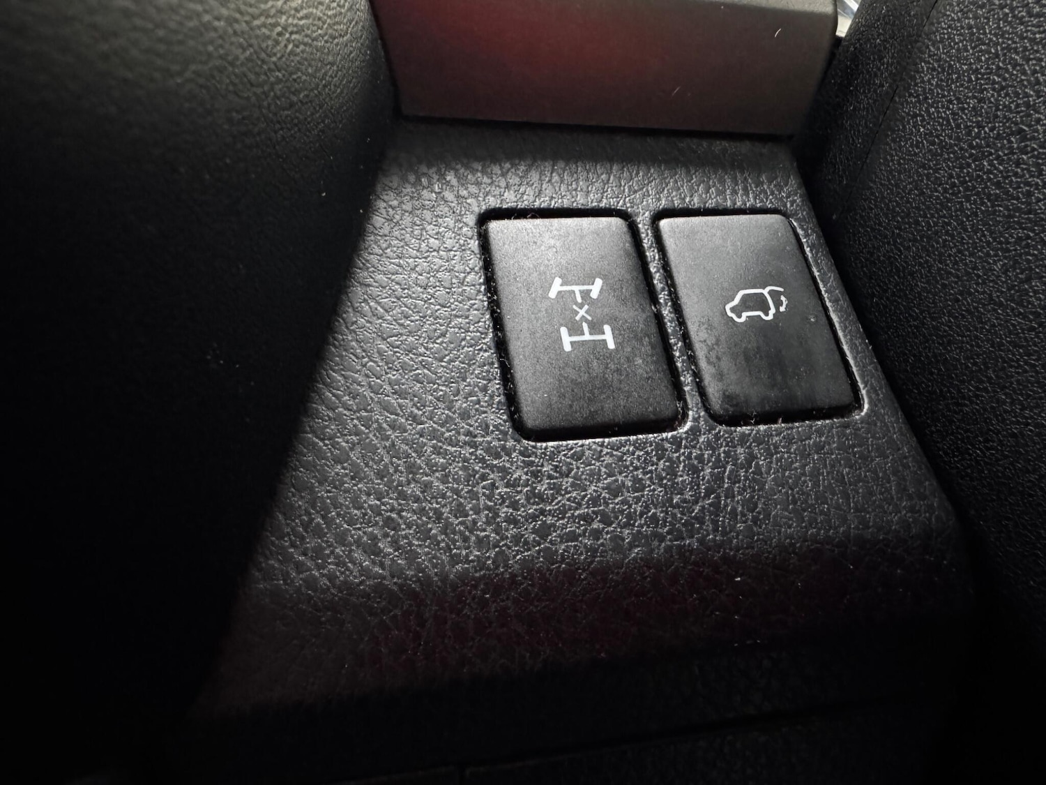 Used Toyota RAV4 2015 for sale - 77039838: Photo 54