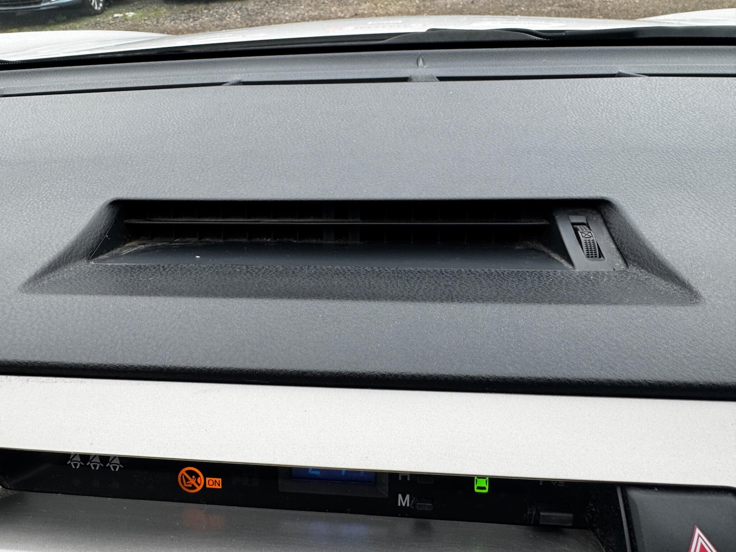 Used Toyota RAV4 2015 for sale - 77039838: Photo 56