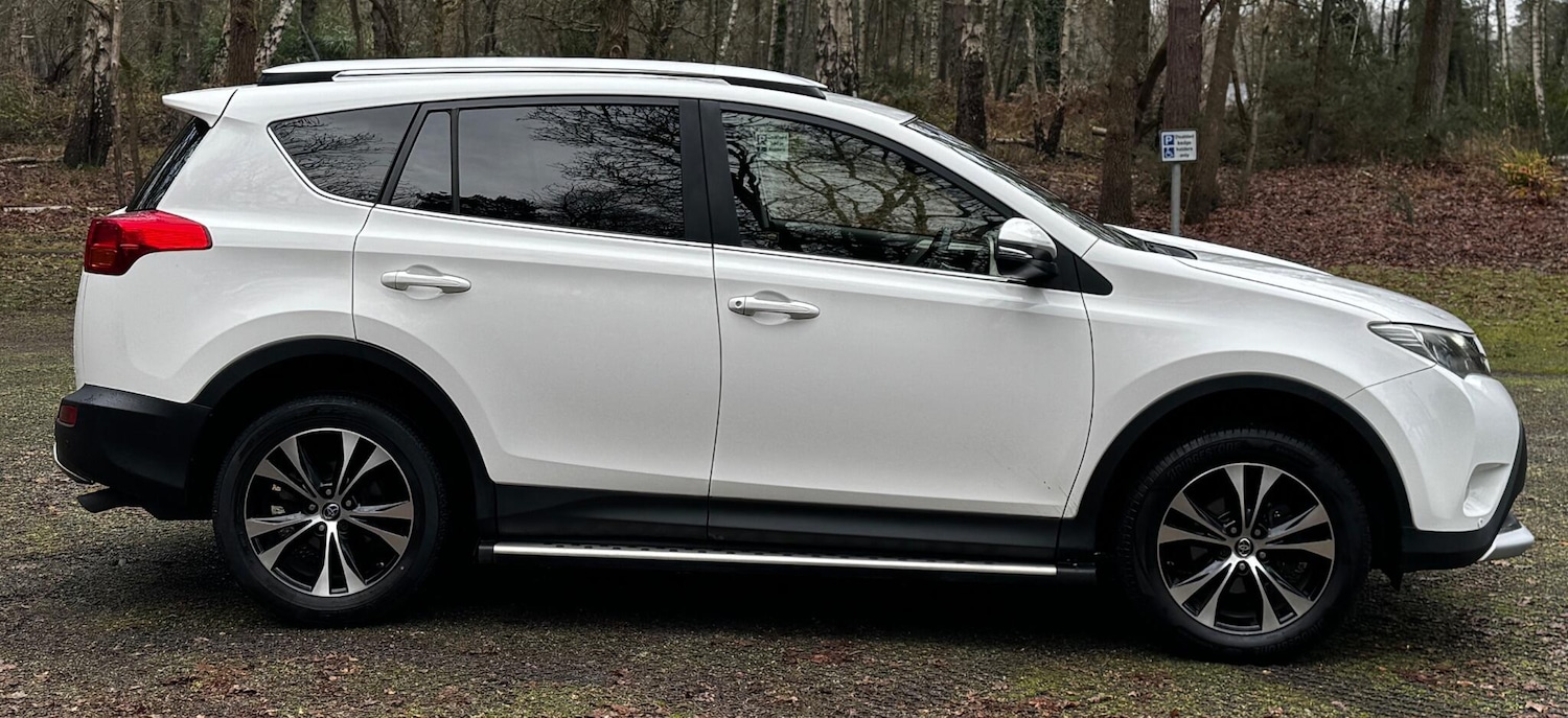 Used Toyota RAV4 2015 for sale - 77039838: Photo 8