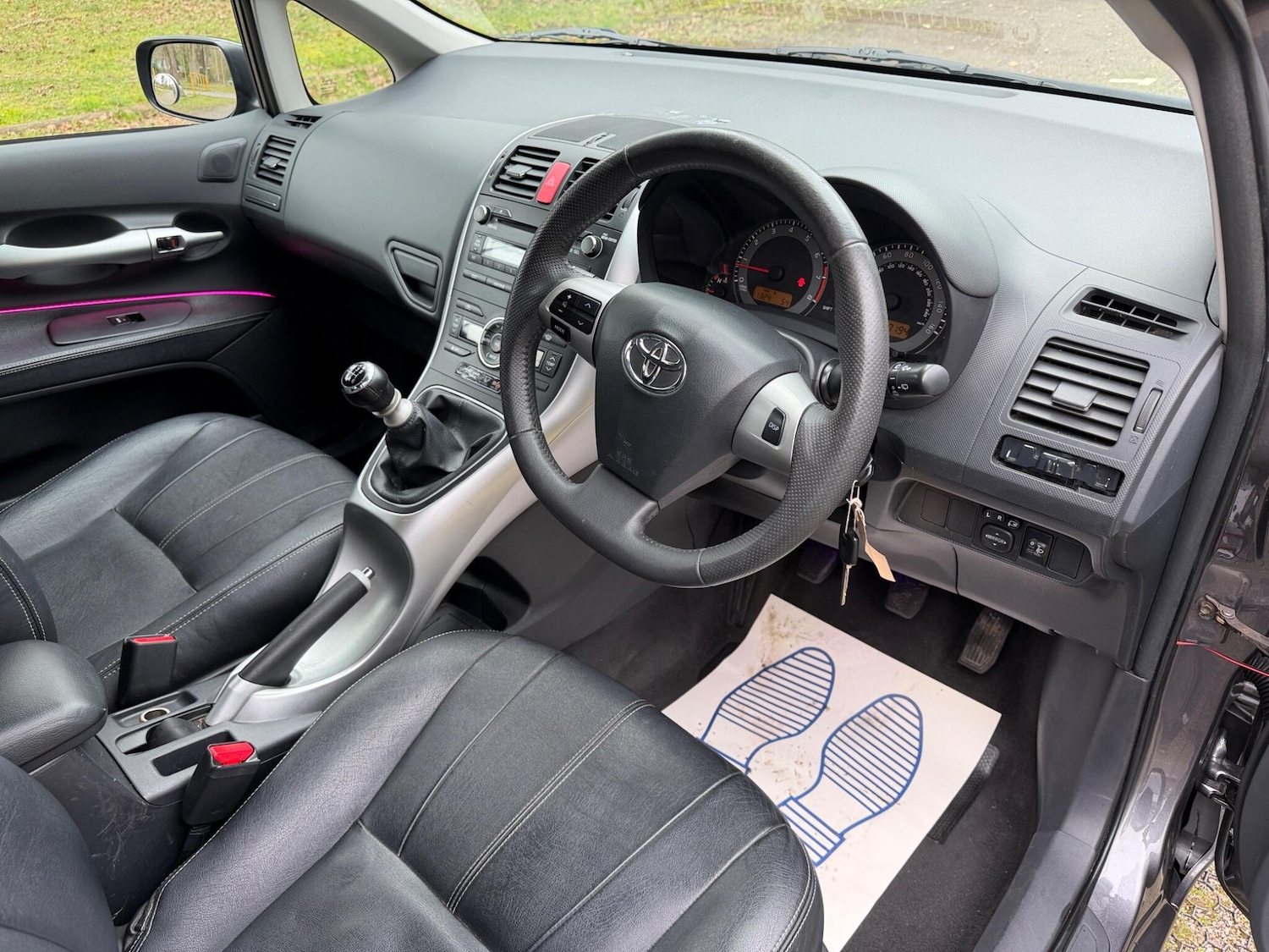 Used Toyota Auris 2010 for sale - 77982260: Photo 15