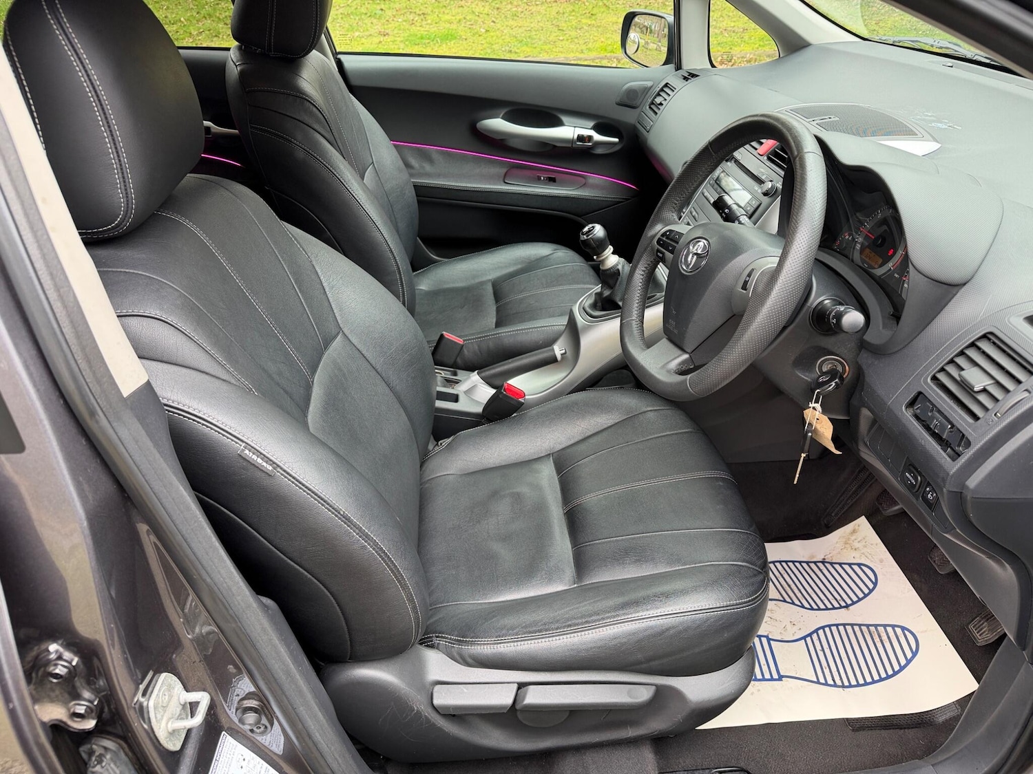 Used Toyota Auris 2010 for sale - 77982260: Photo 16