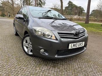 Toyota Auris feature image