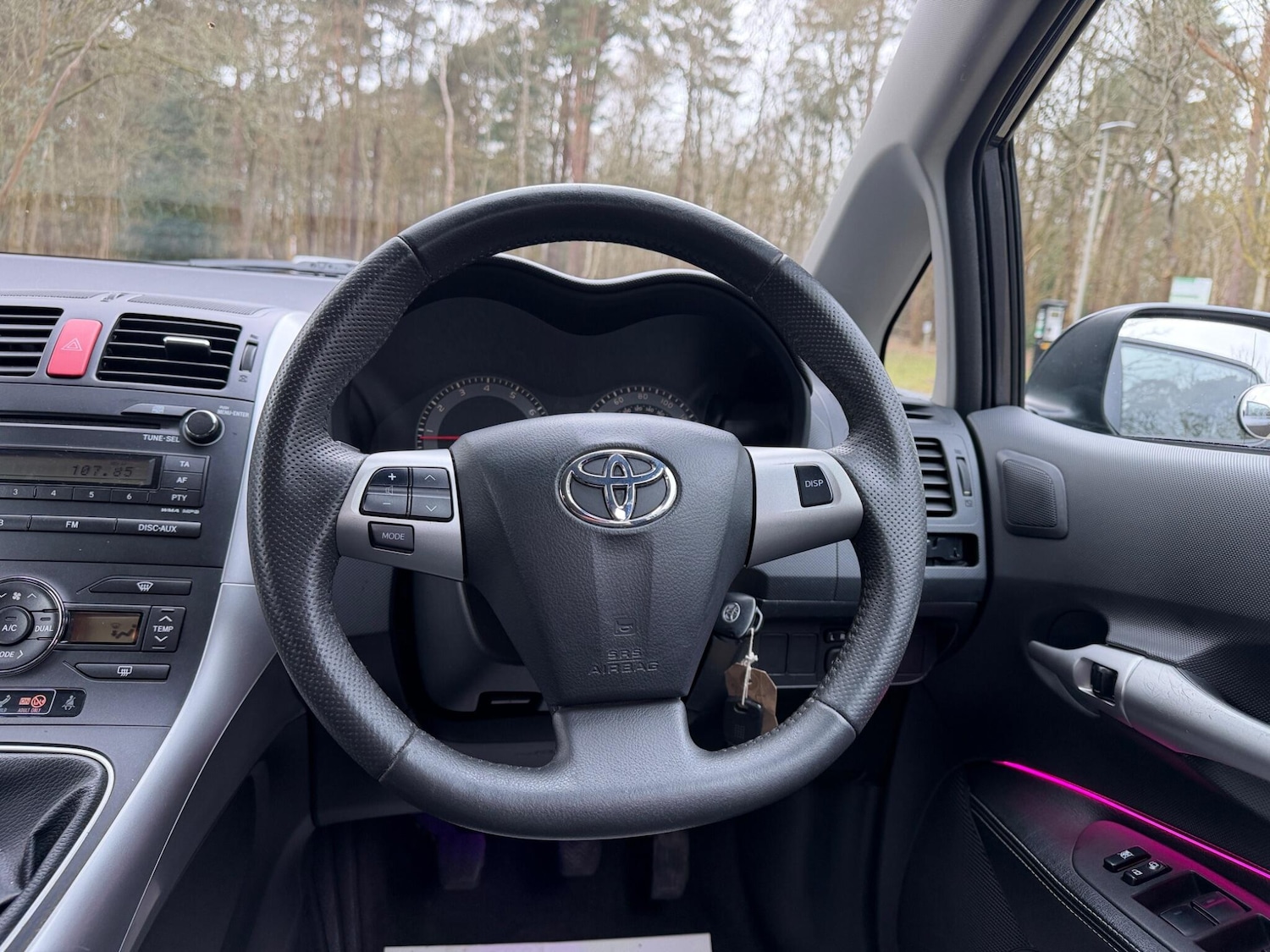 Used Toyota Auris 2010 for sale - 77982260: Photo 27