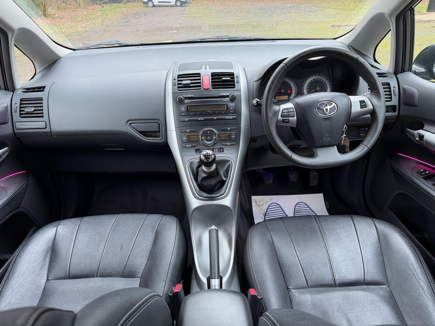 Used Toyota Auris 2010 for sale - 77982260: Photo 3