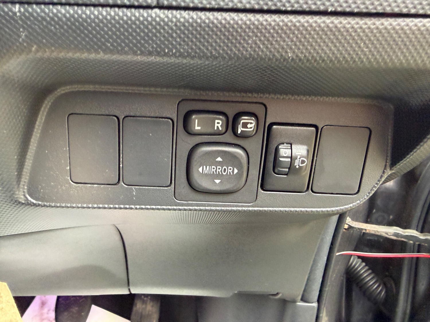 Used Toyota Auris 2010 for sale - 77982260: Photo 31