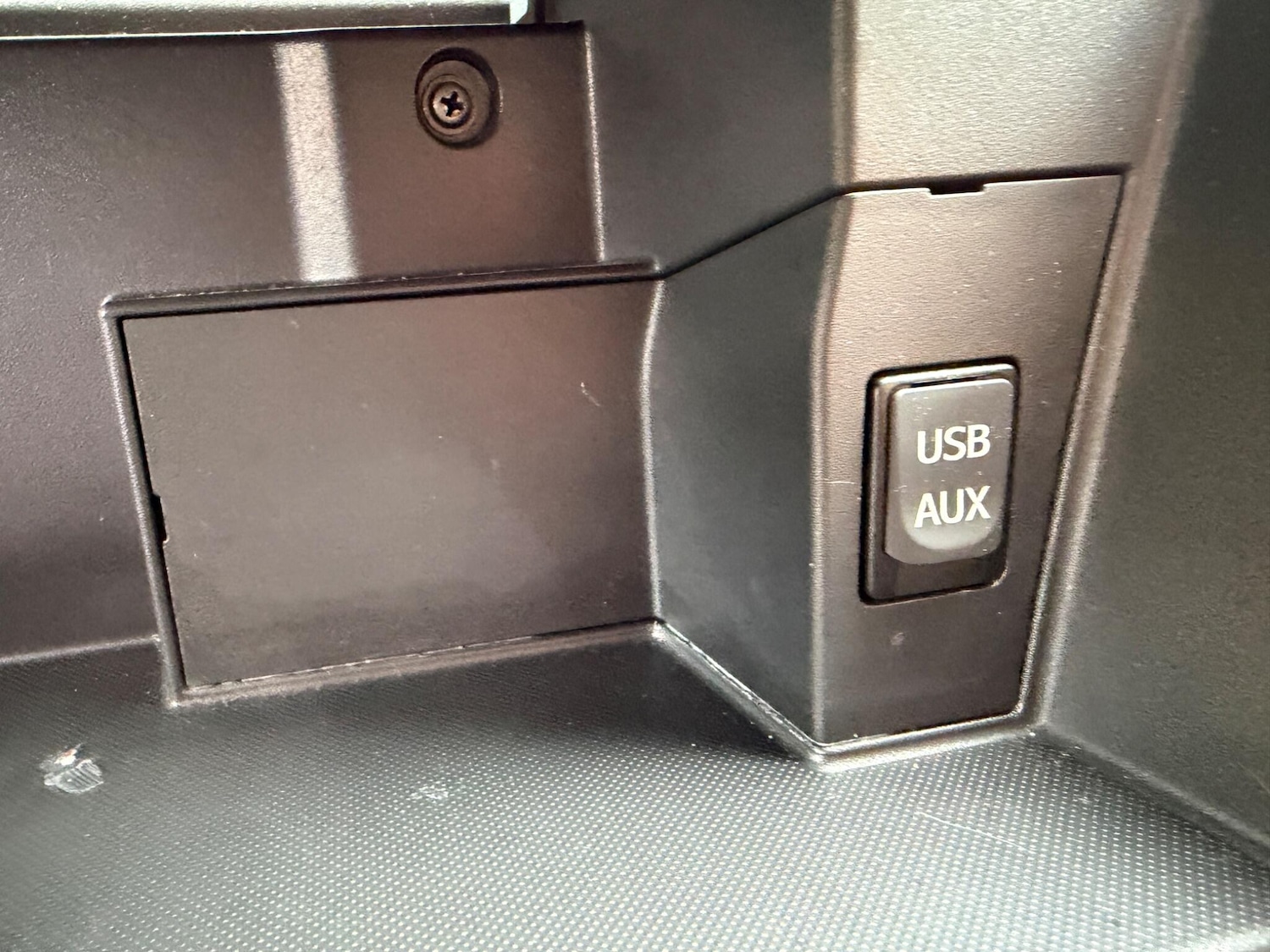 Used Toyota Auris 2010 for sale - 77982260: Photo 34