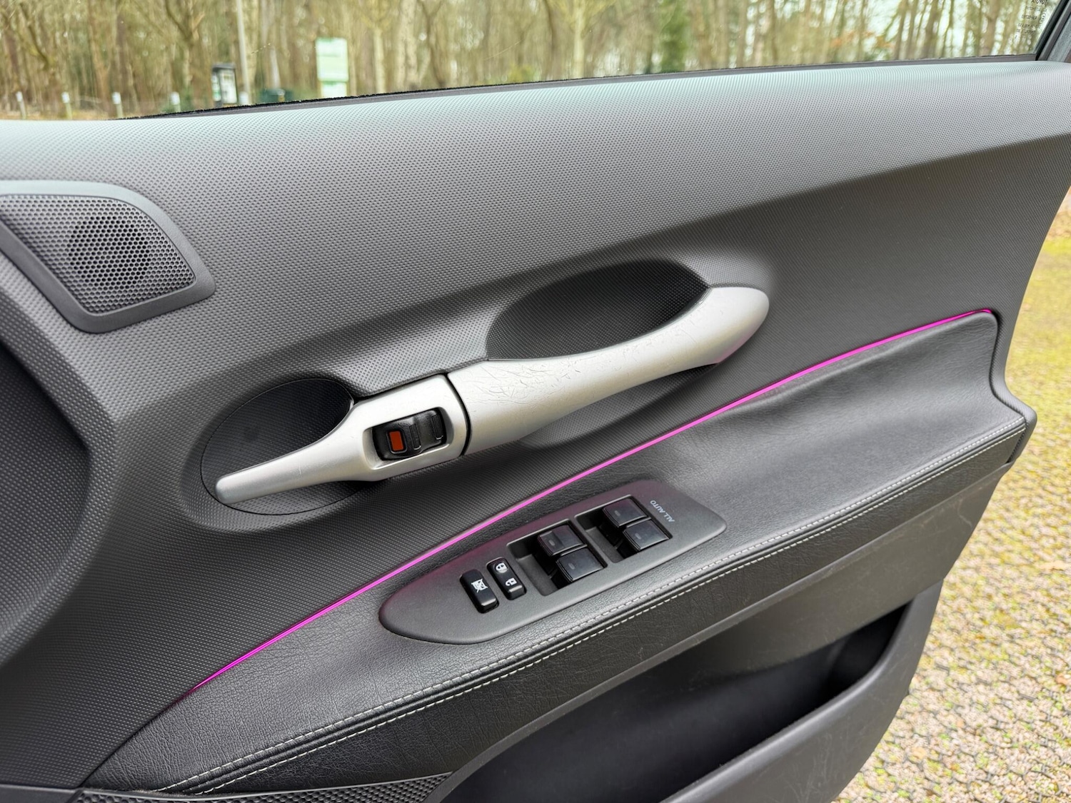 Used Toyota Auris 2010 for sale - 77982260: Photo 43