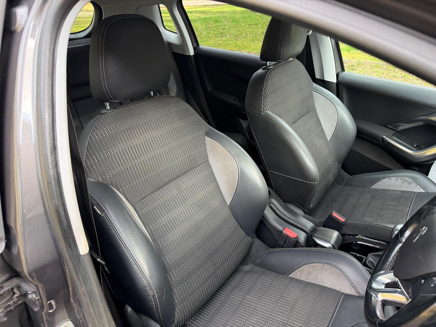 Used Peugeot 2008 2018 for sale - 78086752: Photo 22