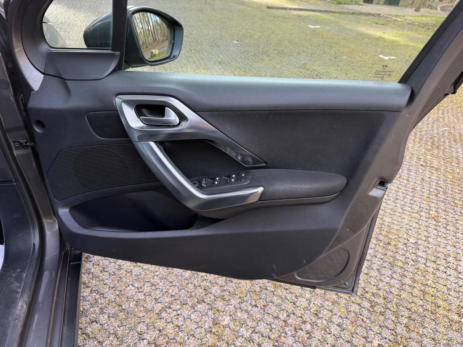 Used Peugeot 2008 2018 for sale - 78086752: Photo 47