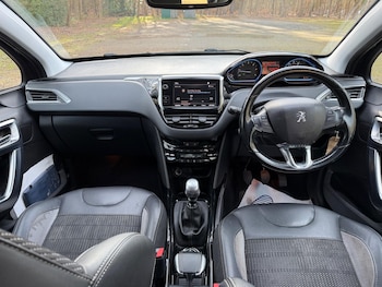 Used Peugeot 2008 2018 for sale - 78086752: Photo