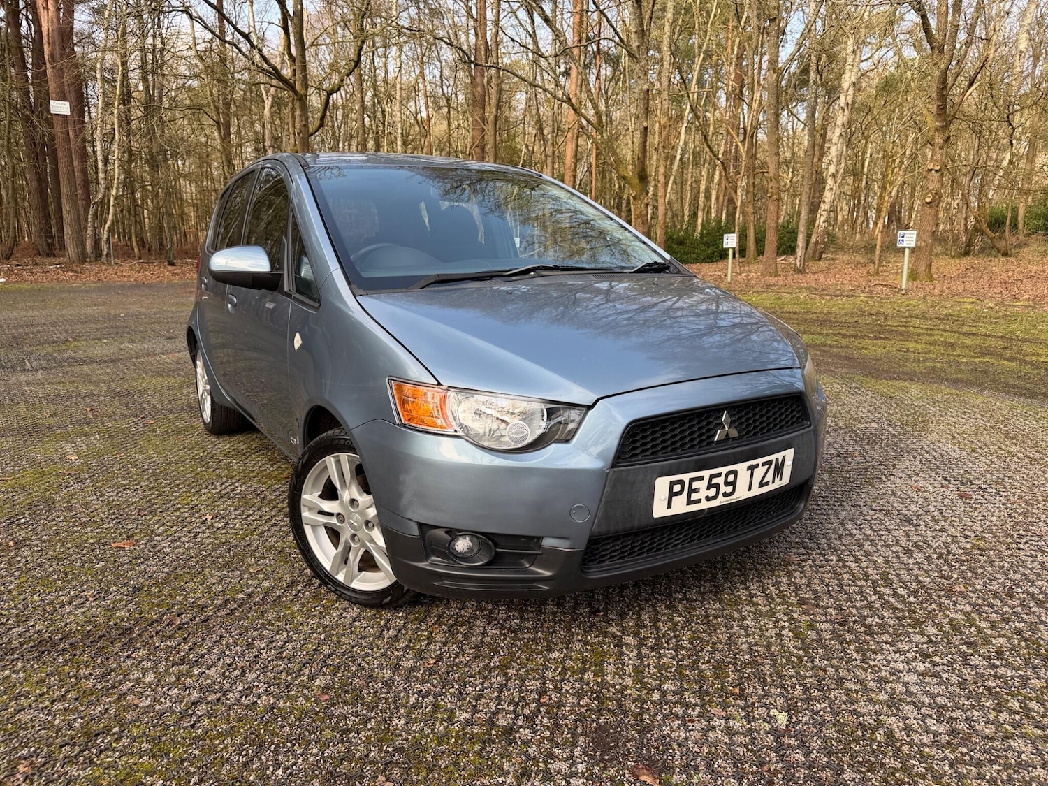 Used Mitsubishi Colt 2009 for sale - 77939634: Photo 2