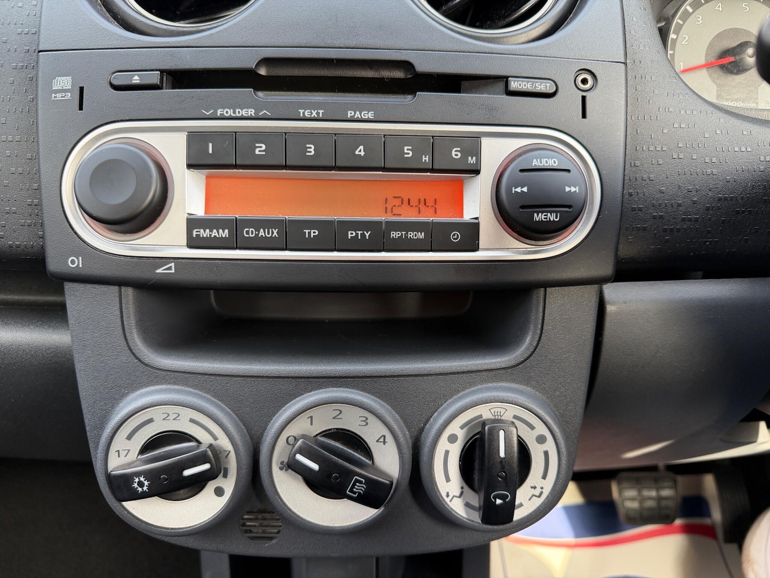 Used Mitsubishi Colt 2009 for sale - 77939634: Photo 23