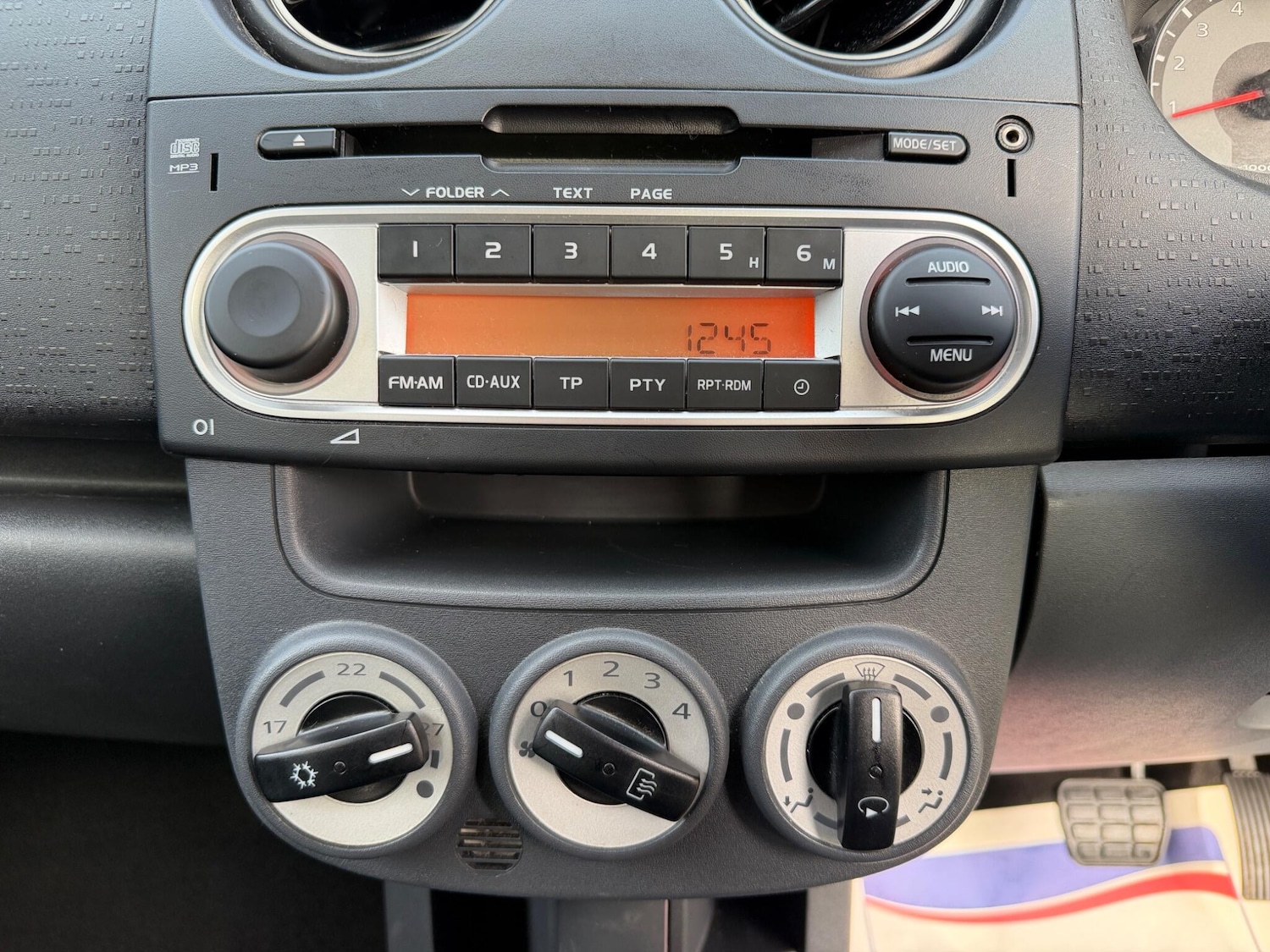 Used Mitsubishi Colt 2009 for sale - 77939634: Photo 25