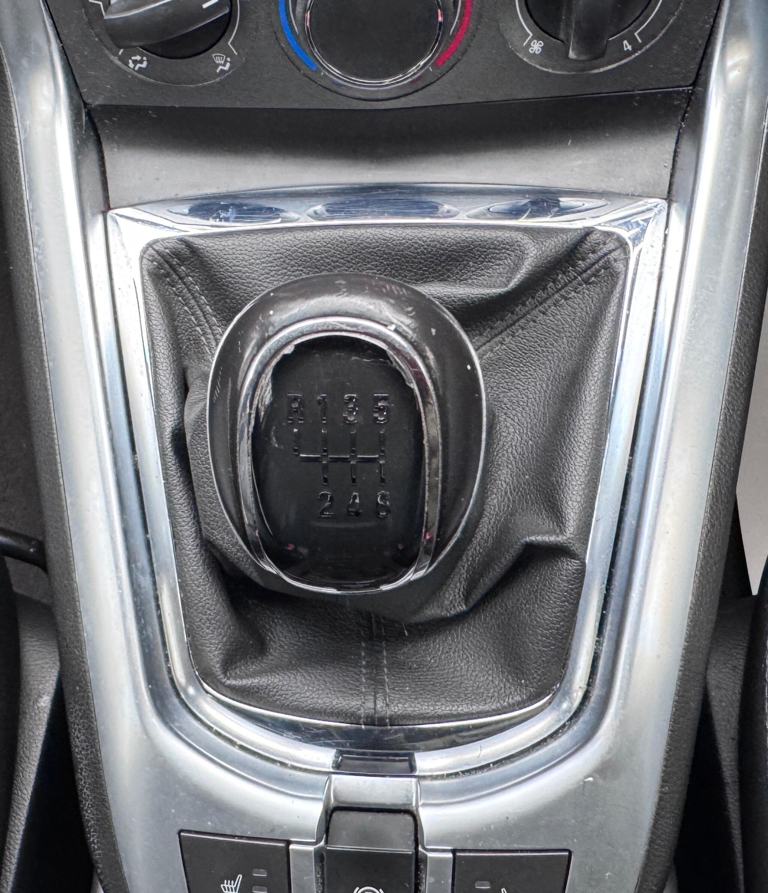 Used Vauxhall Antara 2013 for sale - 77040435: Photo 37