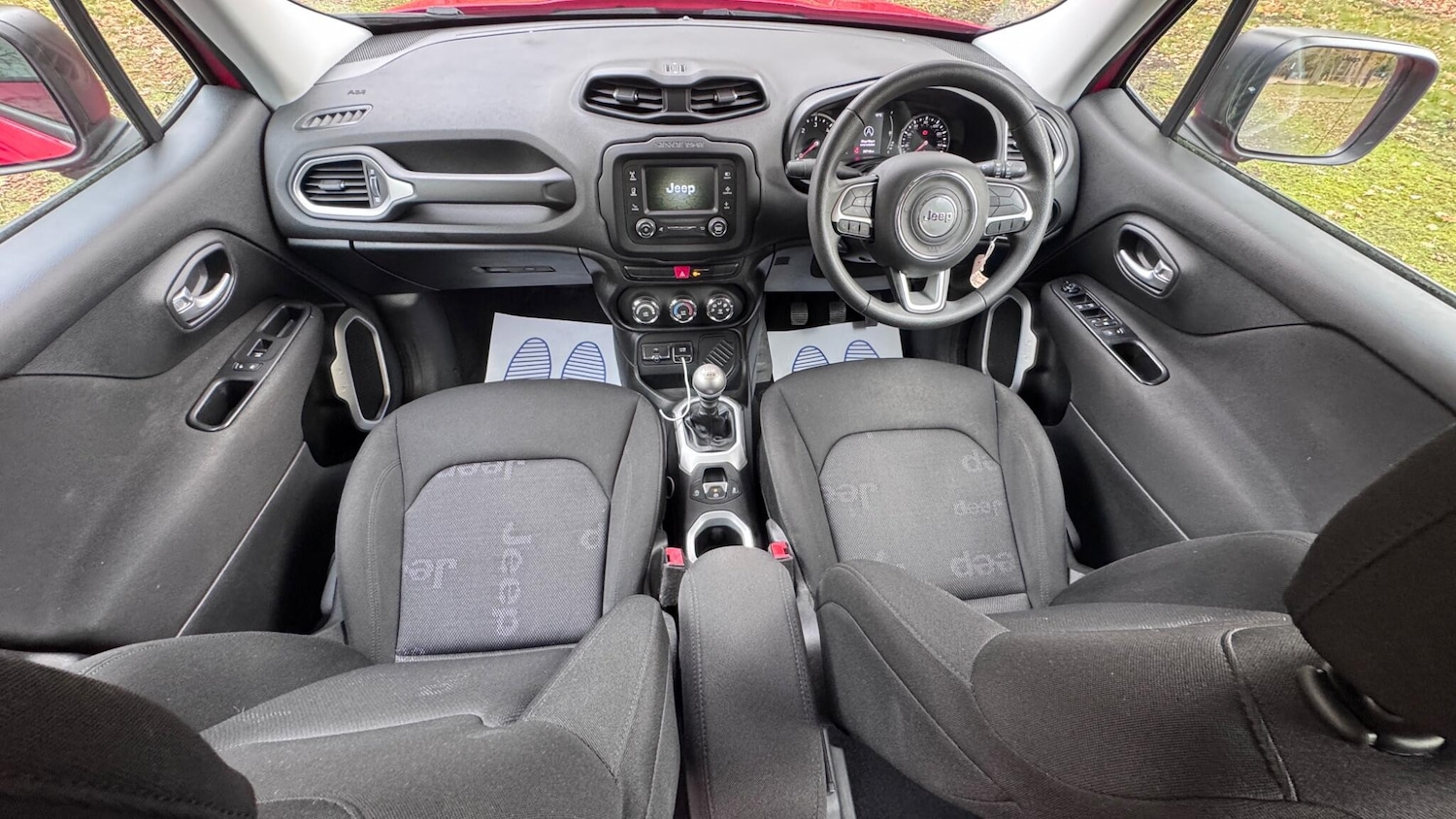 Used Jeep Renegade 2015 for sale - 77040907: Photo 3