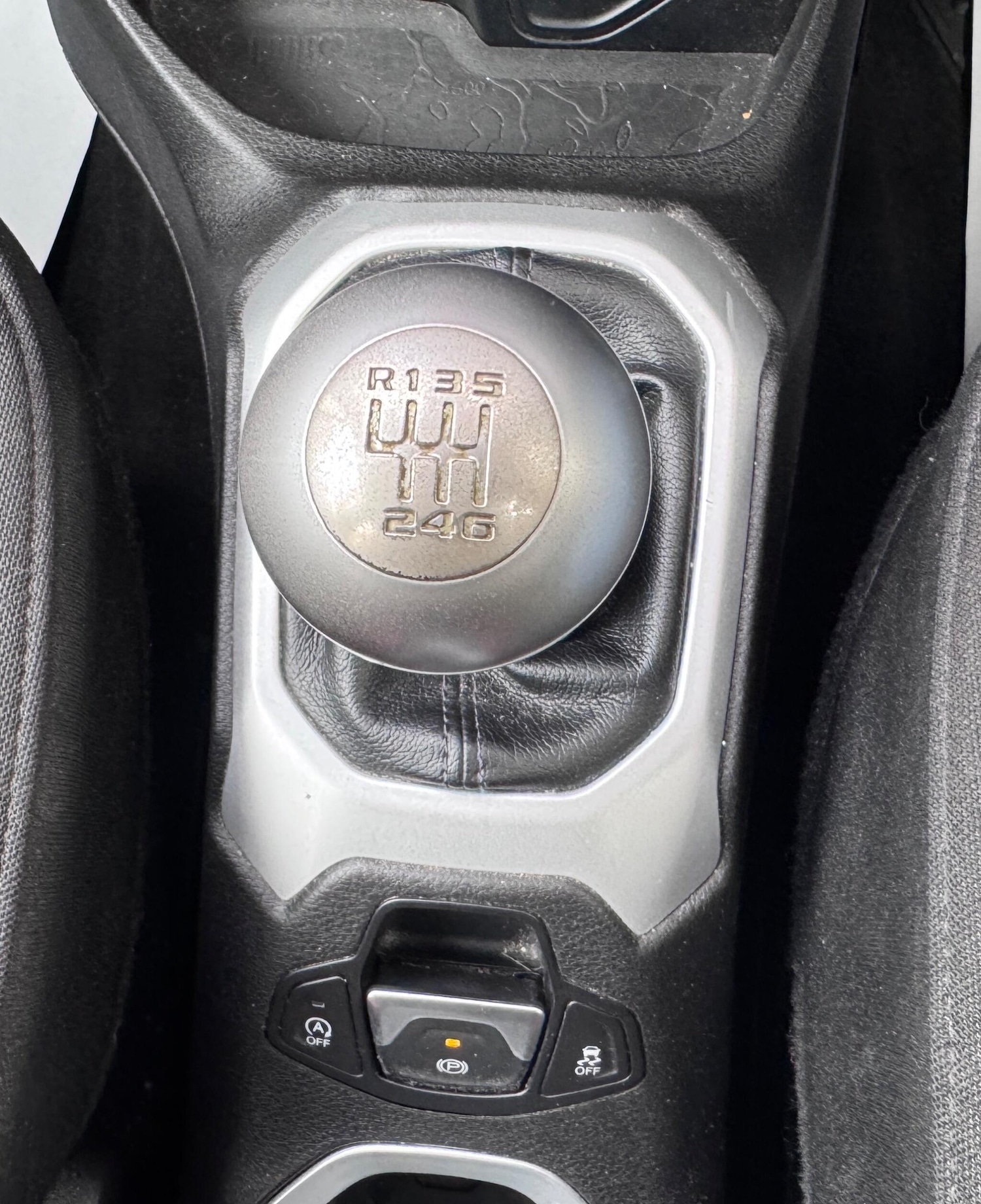 Used Jeep Renegade 2015 for sale - 77040907: Photo 35