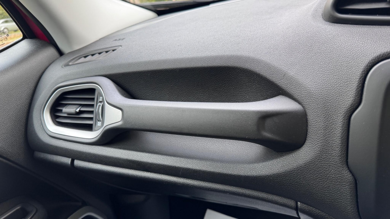 Used Jeep Renegade 2015 for sale - 77040907: Photo 44