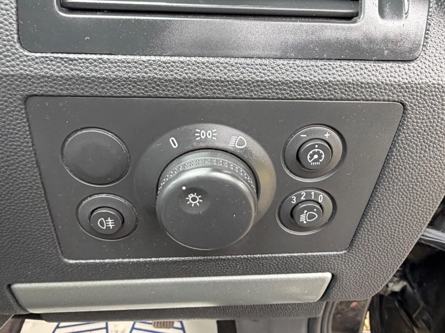 Used Vauxhall Zafira 2014 for sale - 77939516: Photo 25